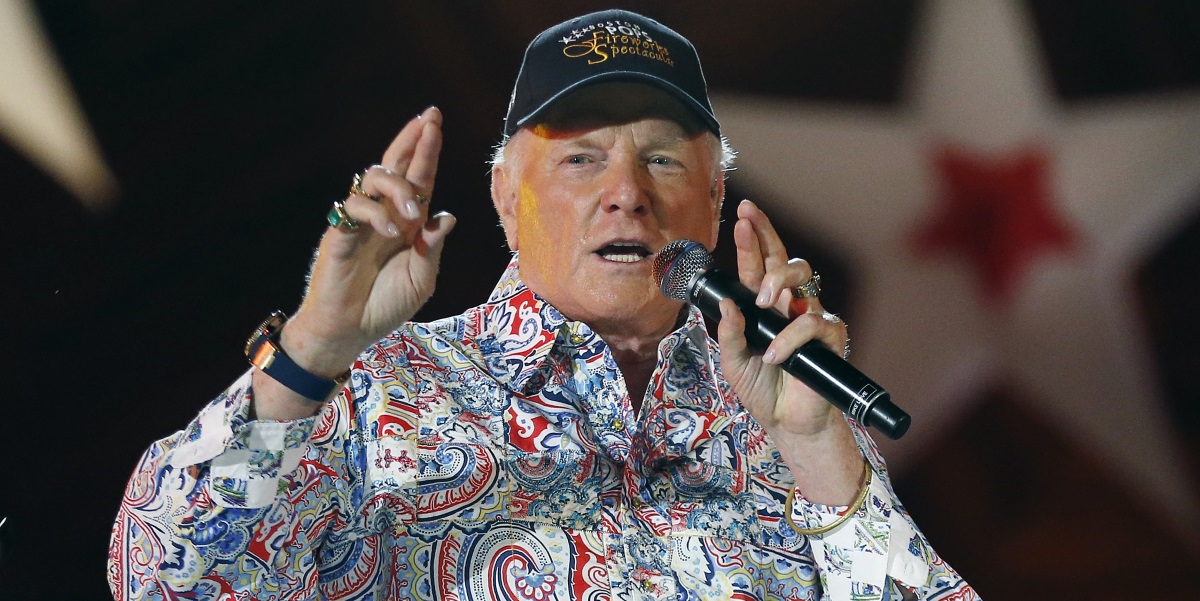 L. Mike love. майк лав.