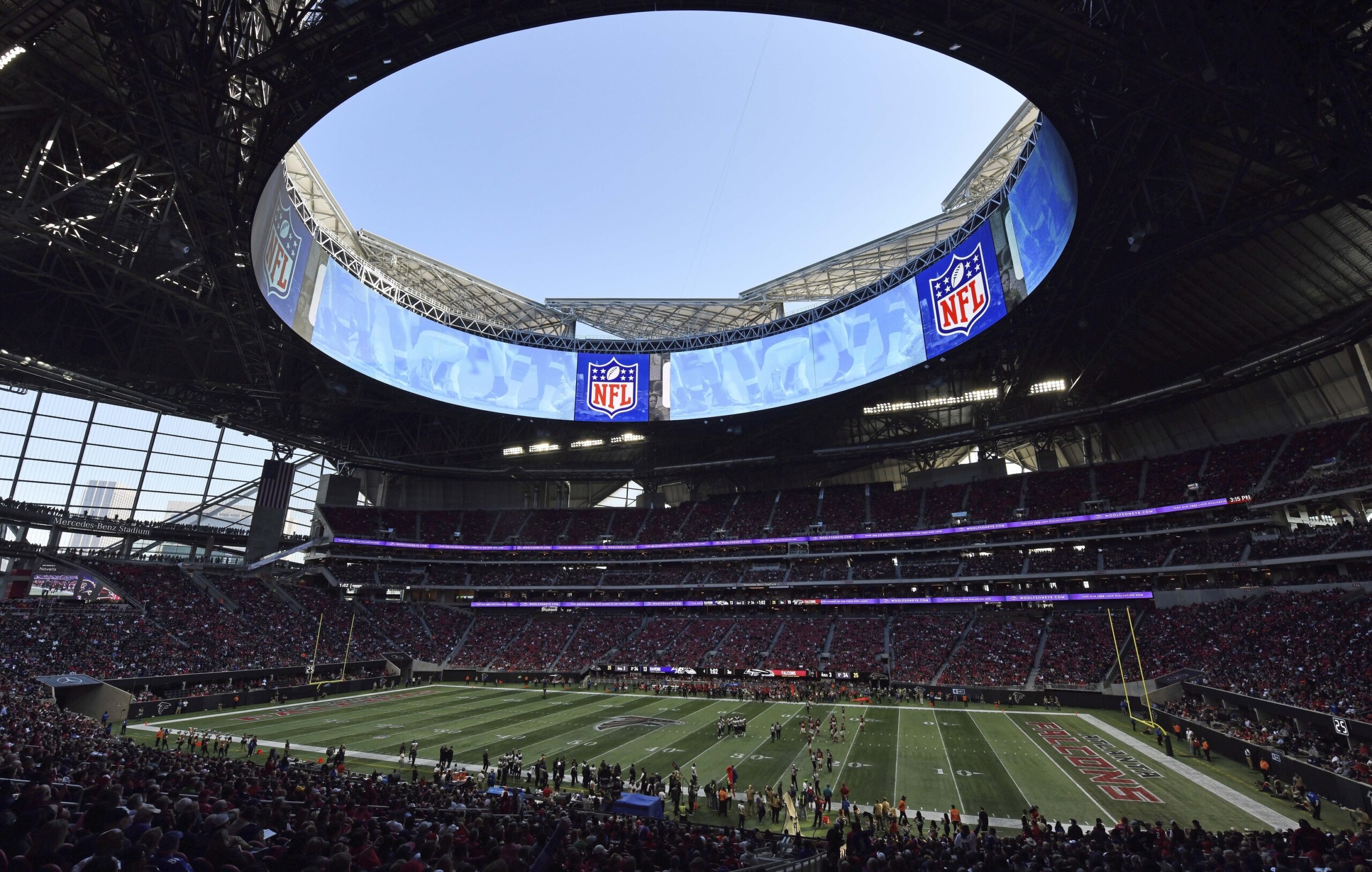 A New Stadium Isn’t The Key To Scoring The Super Bowl — But It Doesn’t Hurt