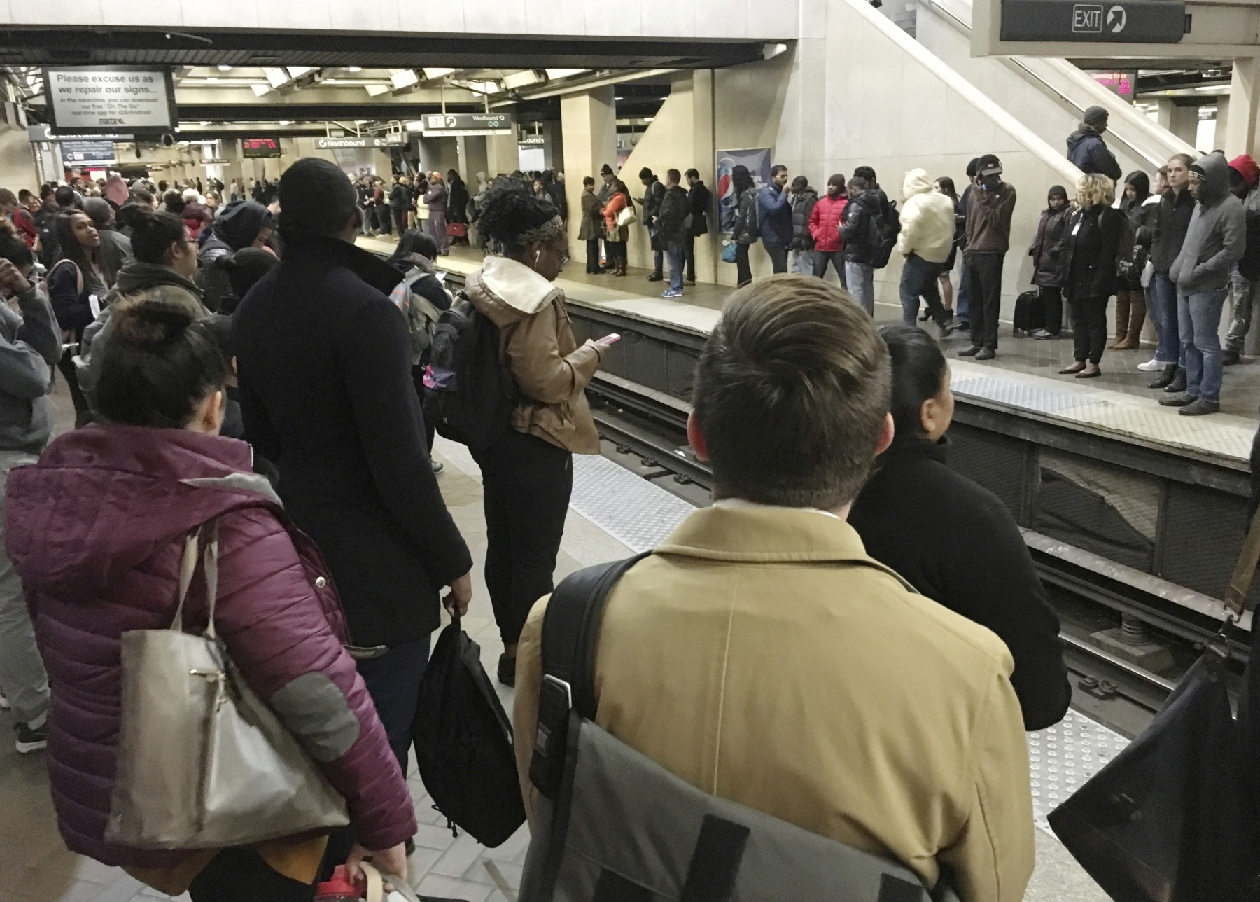 MARTA Train Stuck On Tracks Continues To Disrupt Service Thursday To Atlanta Airport