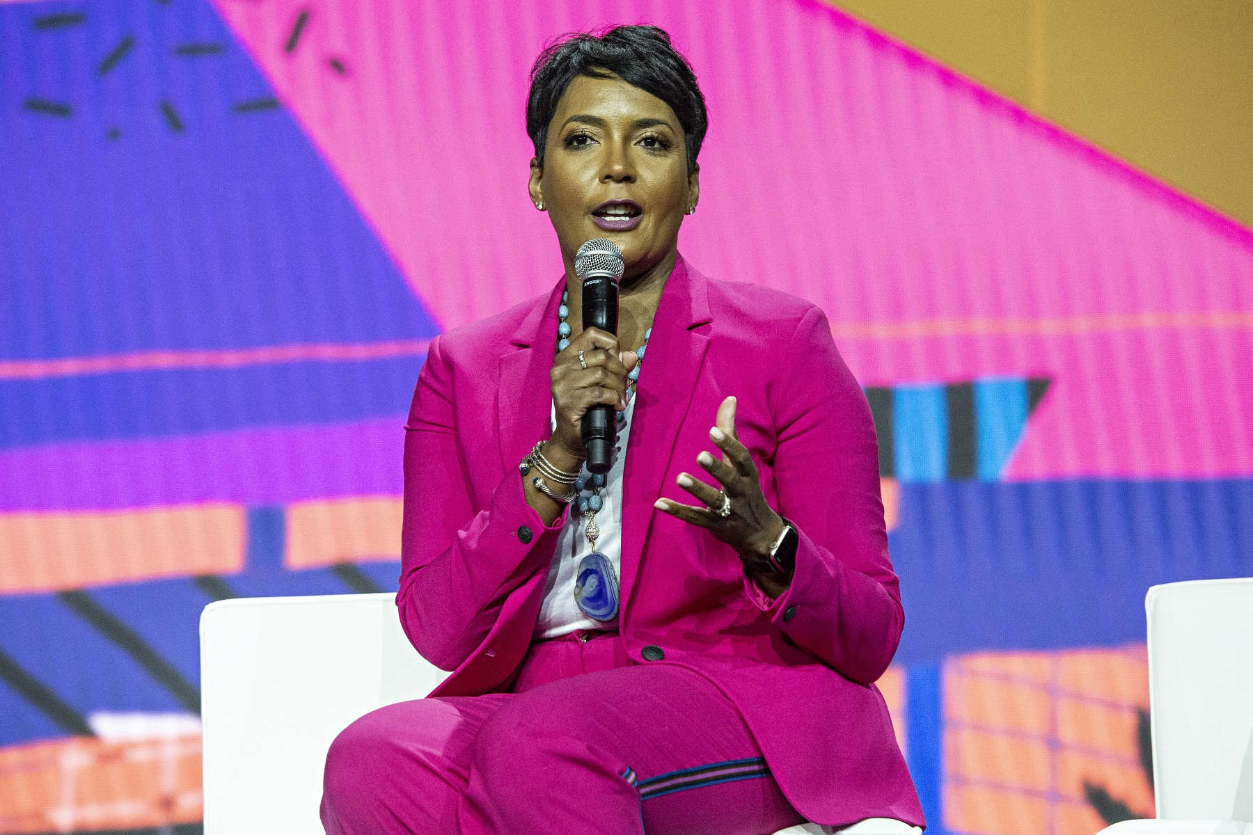 Some Spelman Students Say Atlanta Mayor Shouldn’t Address Graduates