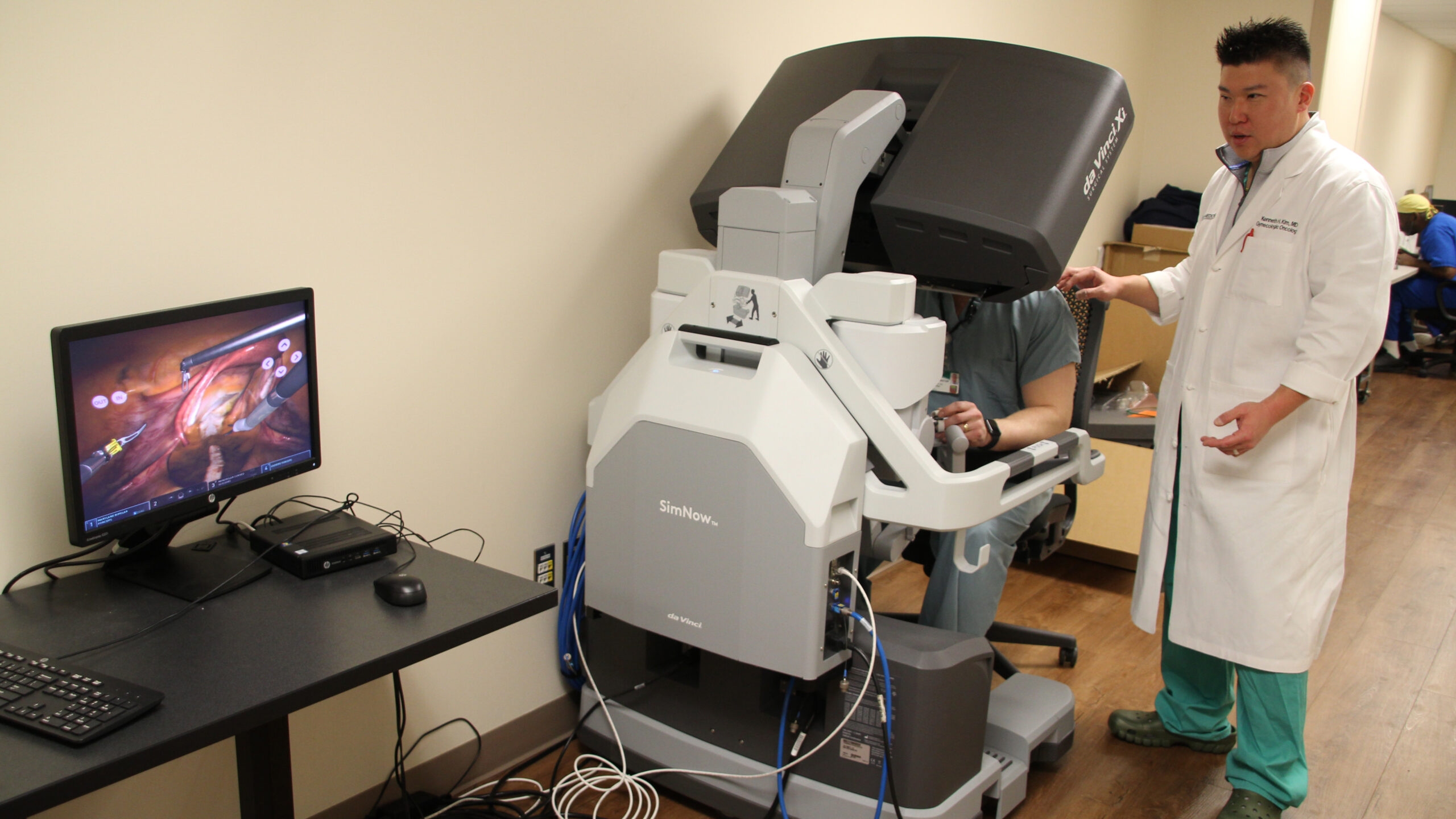 Doctors Learn The Nuts And Bolts Of Robotic Surgery WABE