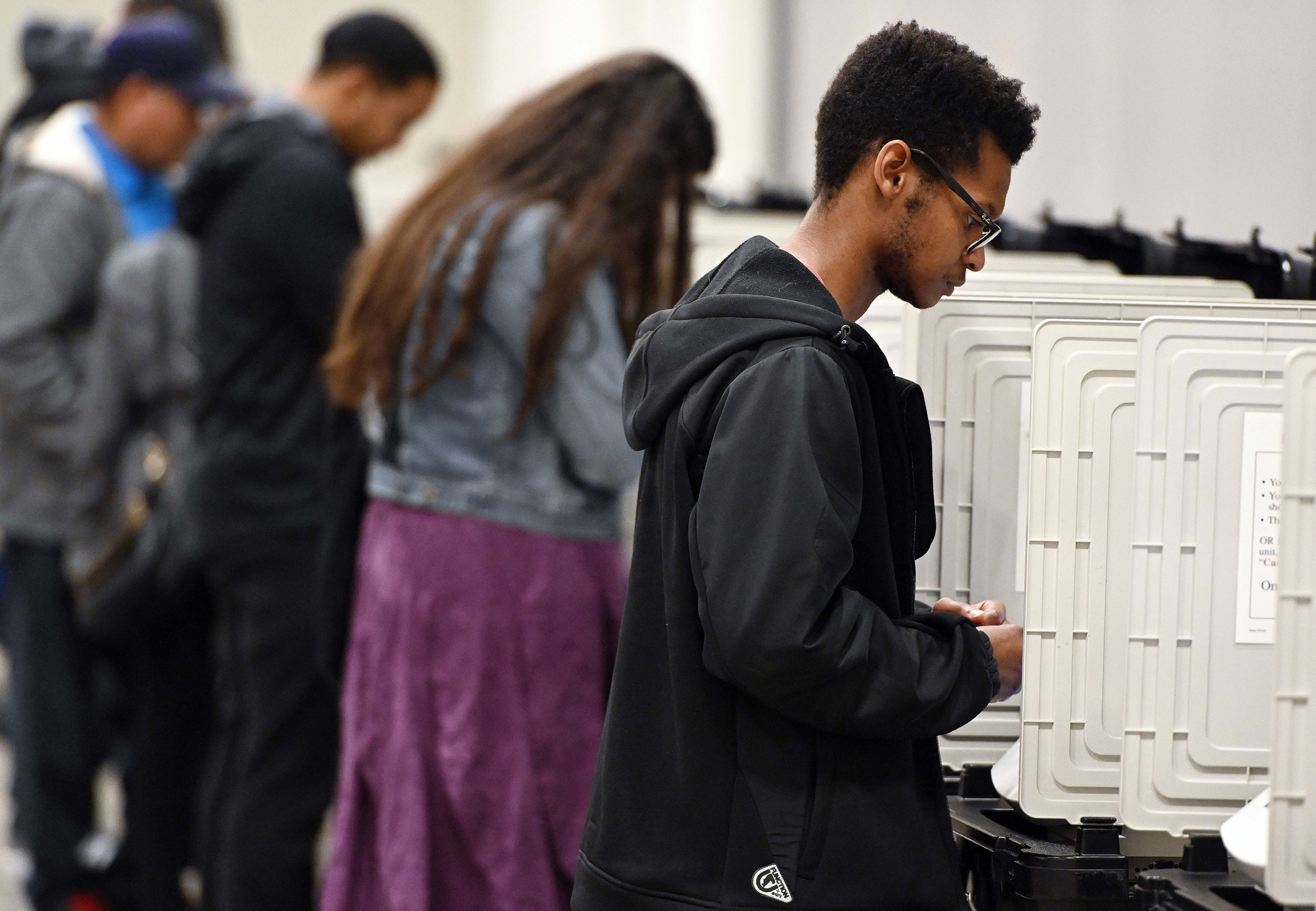 Federal Judge Allows Georgia Voter Purge, But Sets Hearing