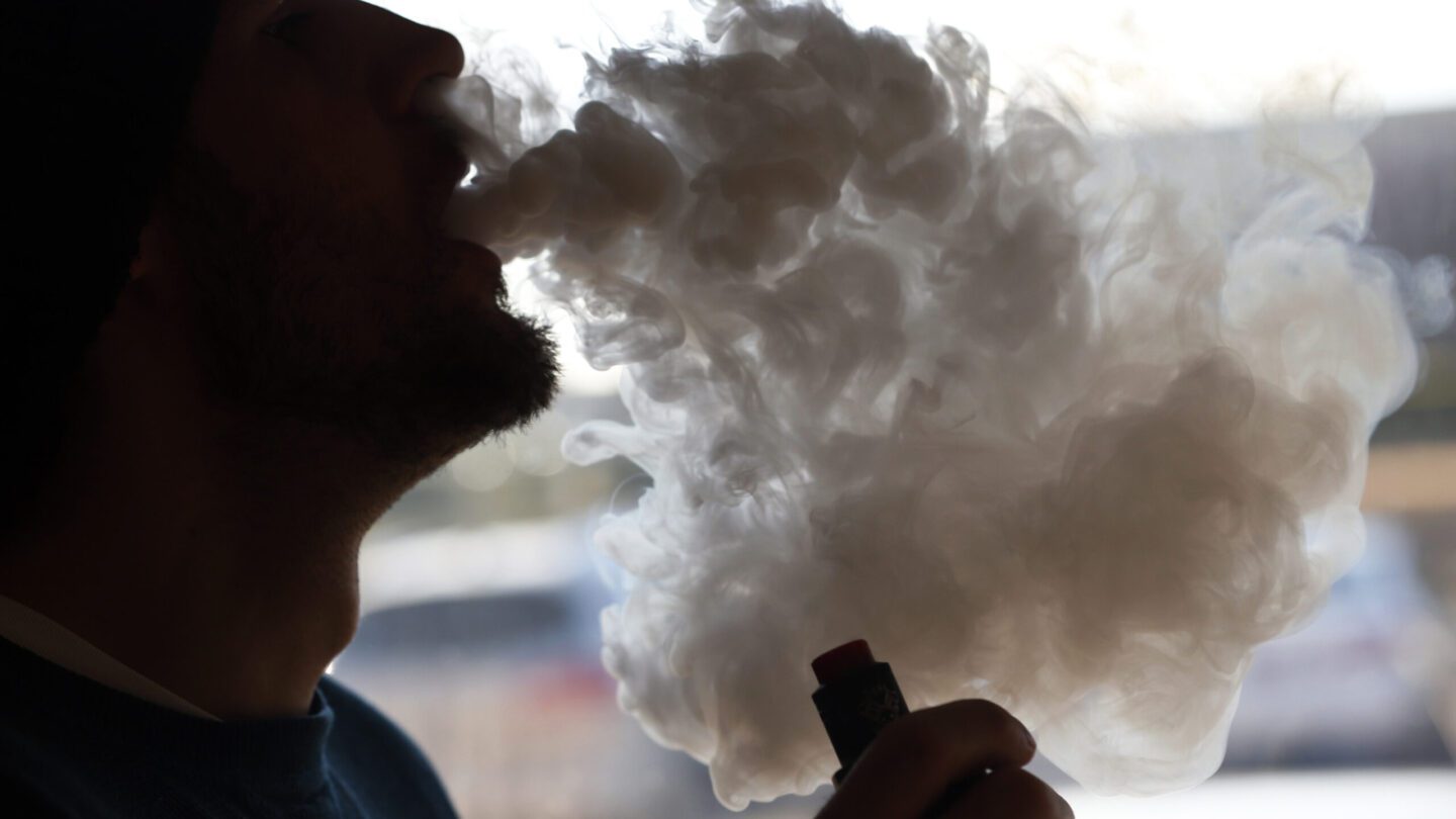 elfbar elfa master akku Can Vape Cause Diabetes Did You Know Your Vape Could Be 13,000× Sweeter  Than Sugar And How Much Does Vaping Raise Blood Australia main image 1