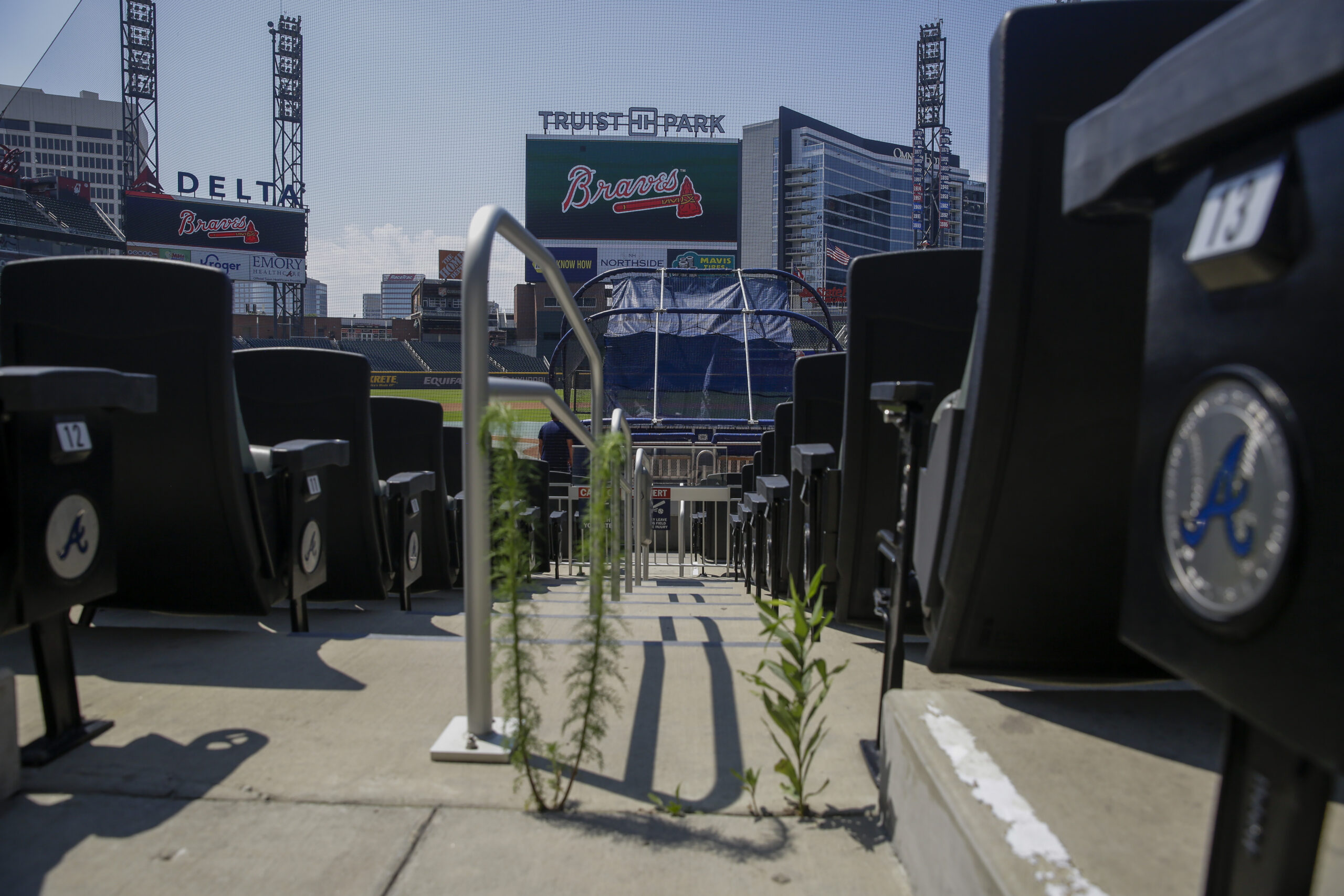 Braves Say They Won’t Change Name But Studying Chop Chant