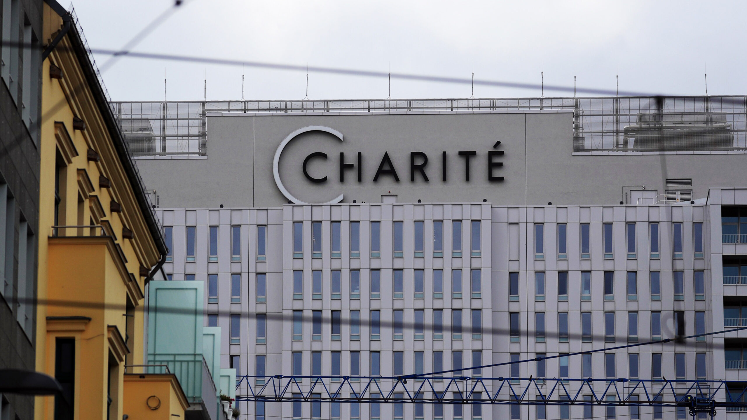 Navalny Was Poisoned, But His Life Isn't In Danger, German Hospital Says –  WABE, image size:2560x1440