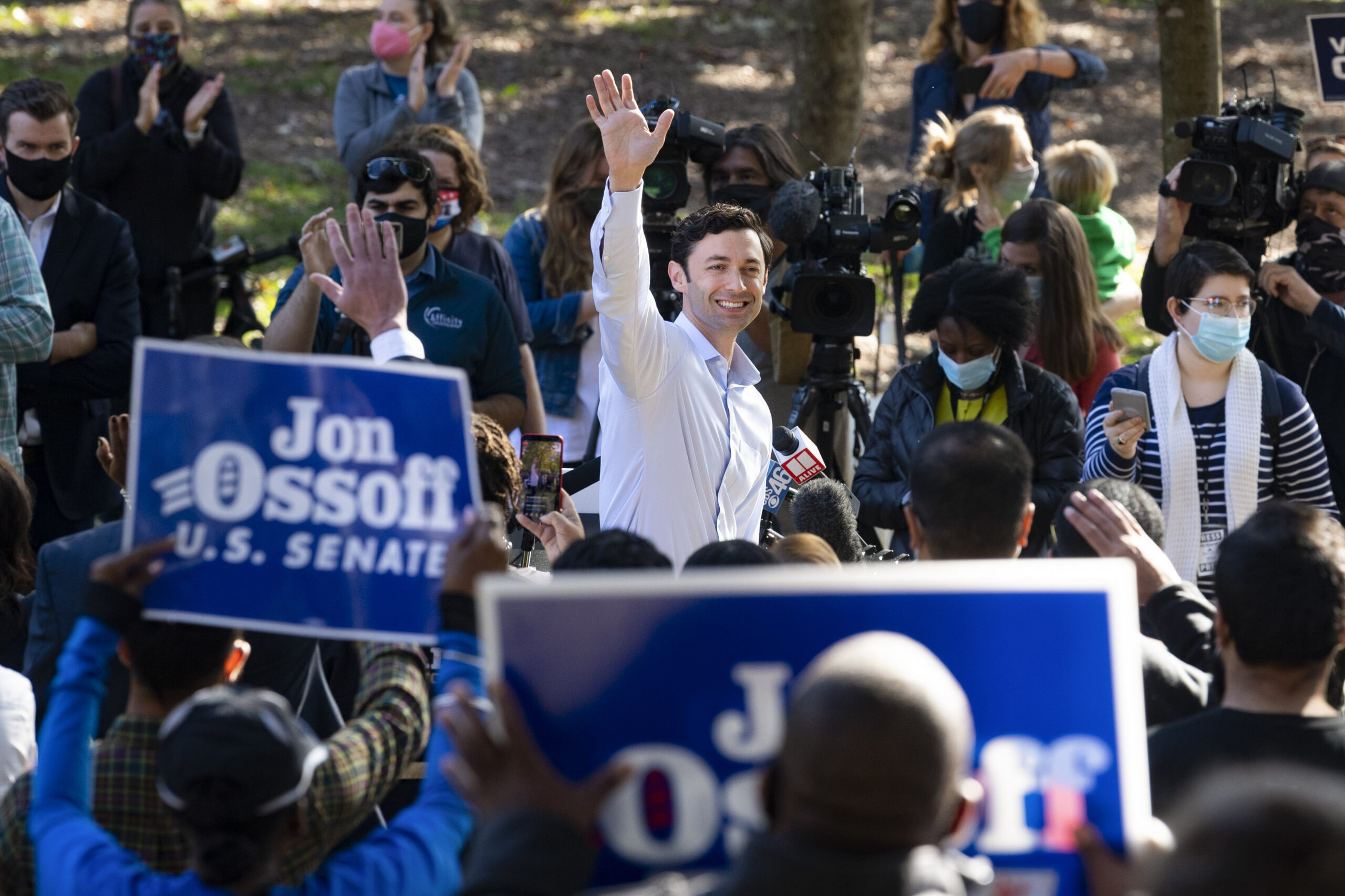 Dems, GOP Take Different Approaches On Georgia Senate Blitz
