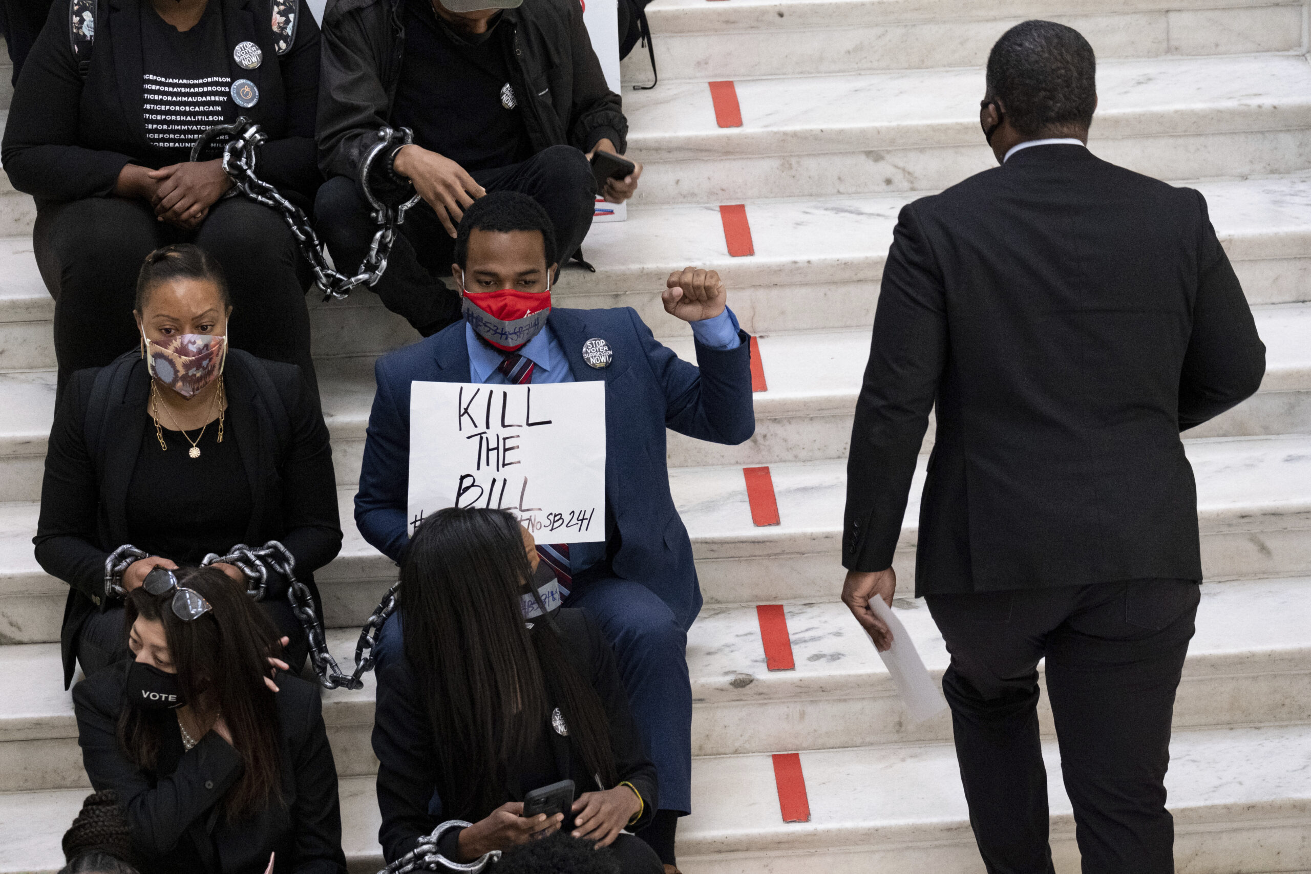 As GOP Makes It Harder To Vote, Few Republicans Dissent