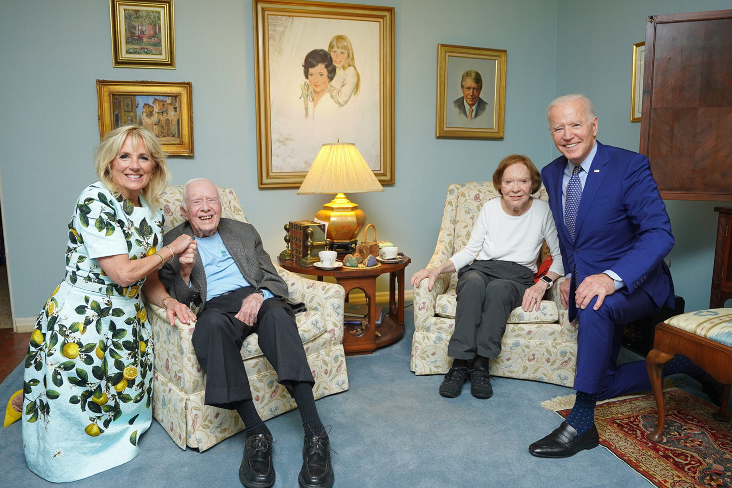 Smiling Jimmy Carter seen in photo from Bidens’ visit to Georgia