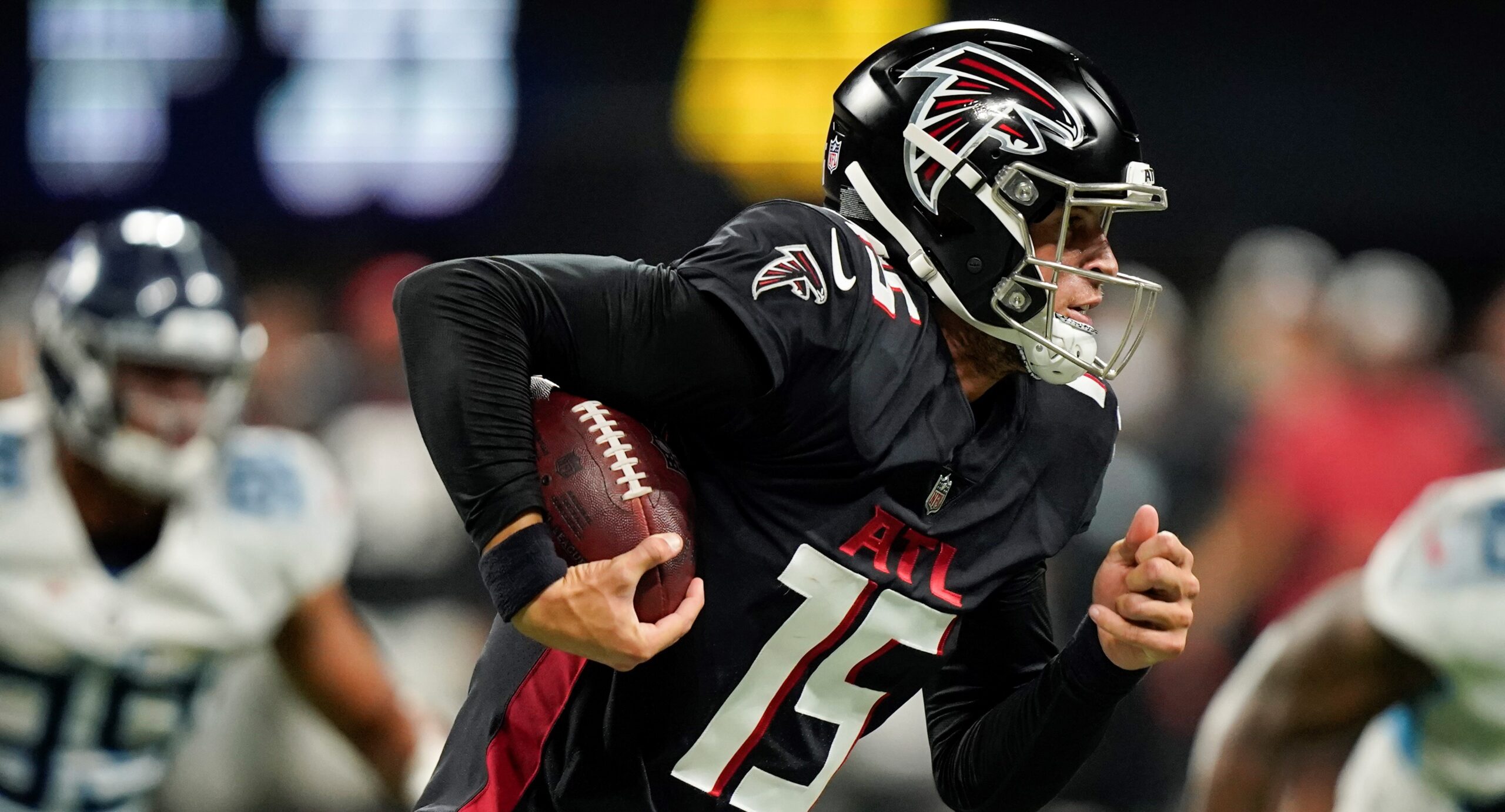 Woodside, Barkley Throw TDs As Titans Stop Falcons 23-3