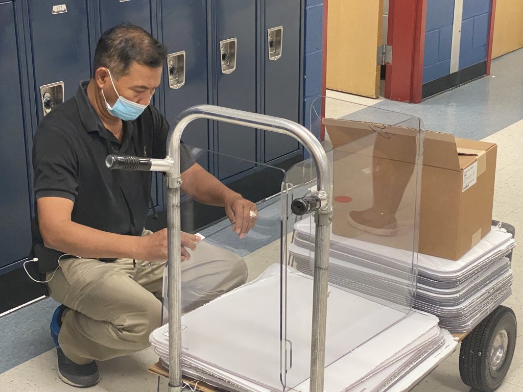 At one Clayton County middle school, staff take on extra duties to keep  things running – WABE