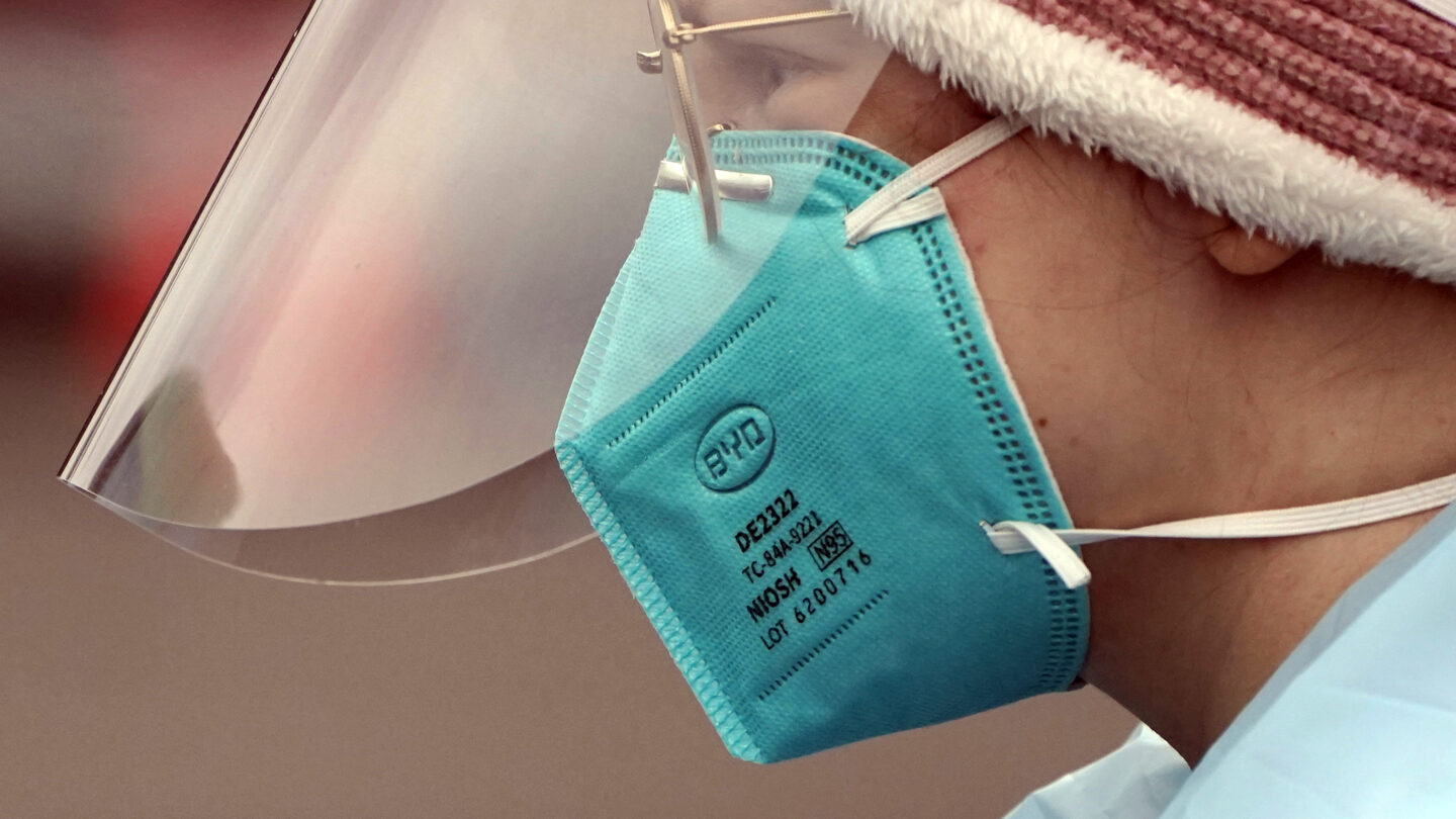 Emory professor on the effectiveness of certain types of masks WABE