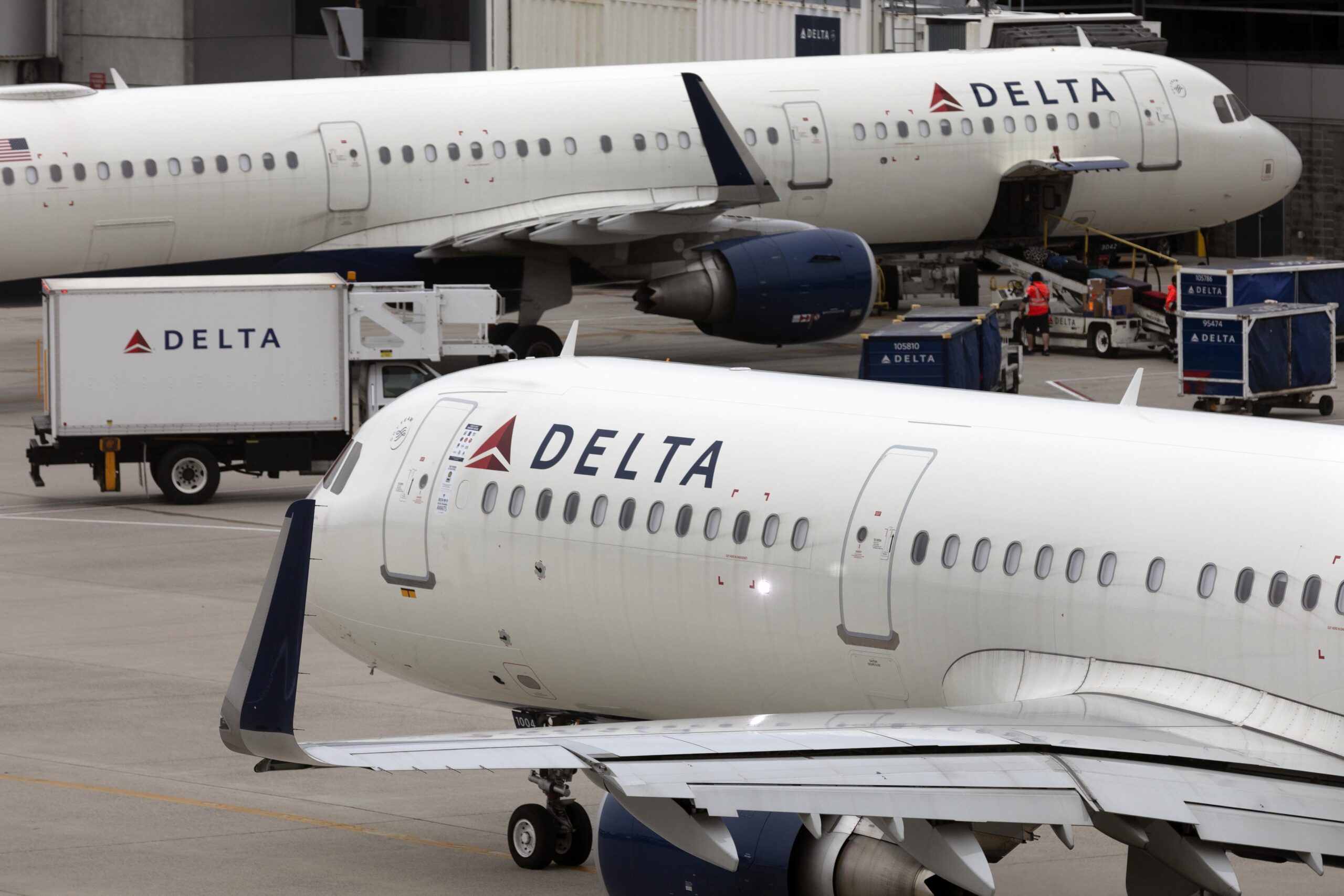 Scheduling more flying than we can handle responsibly': Thousands of Delta  Air Lines pilots picket nationwide – WABE