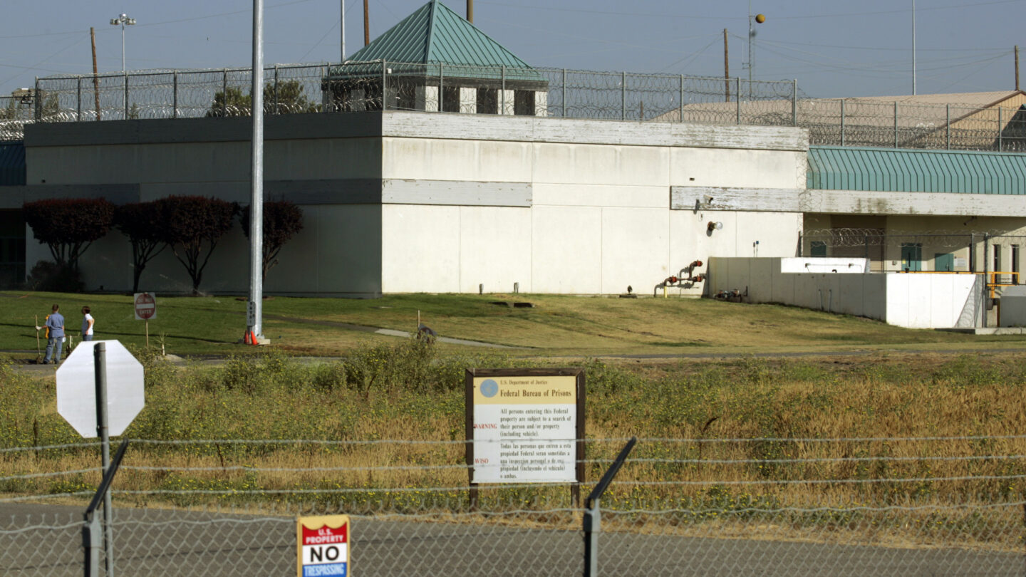 federal prisons