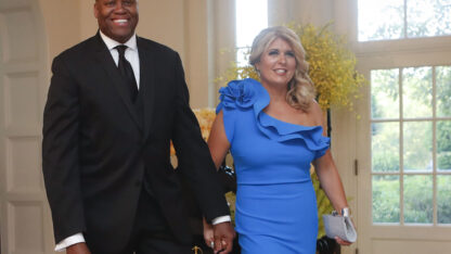 Craig Robinson, Kelly Robinson