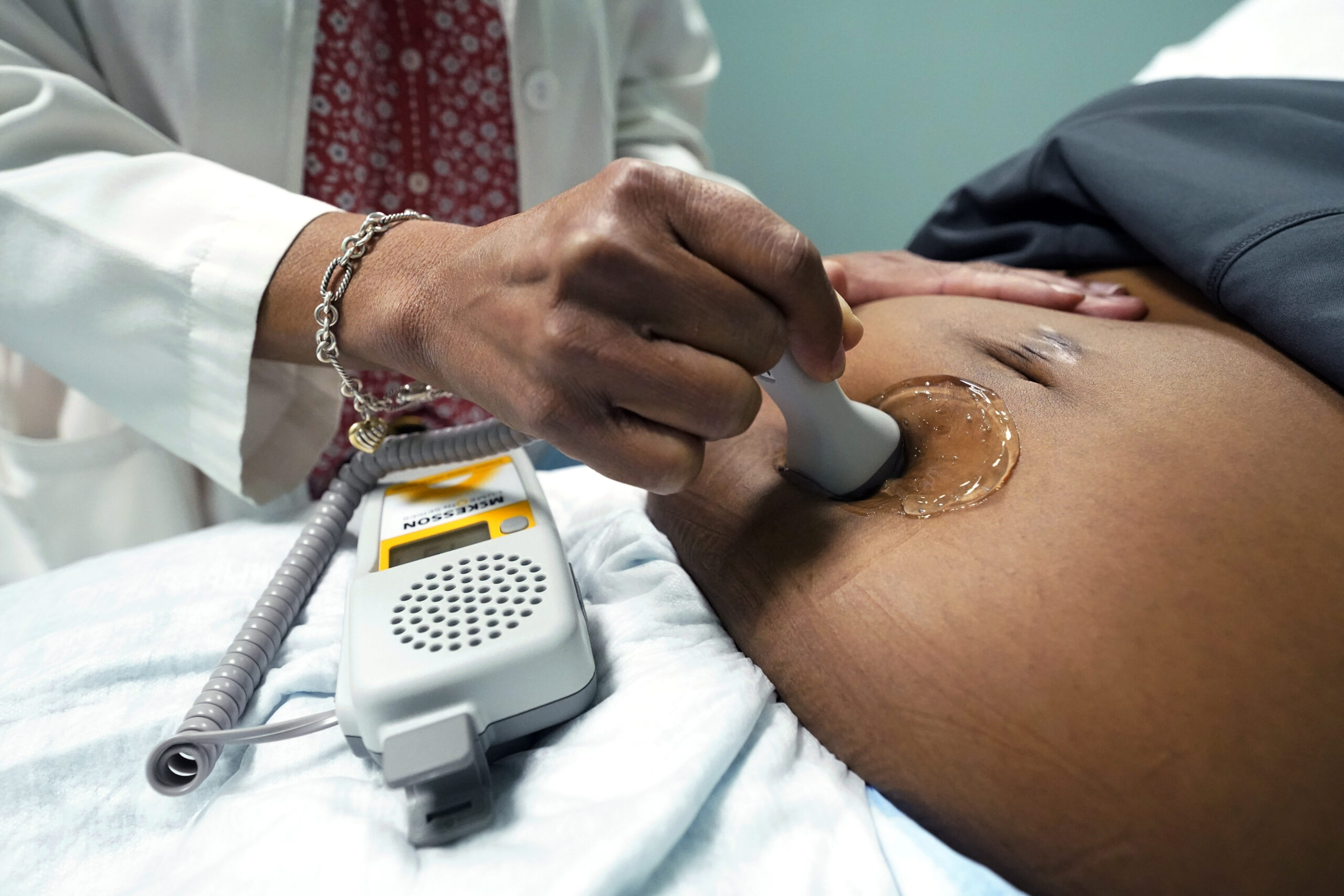 Local midwife and educator discusses the mistreatment of women during childbirth and the need for respectful care – WABE - Vimarsana News
