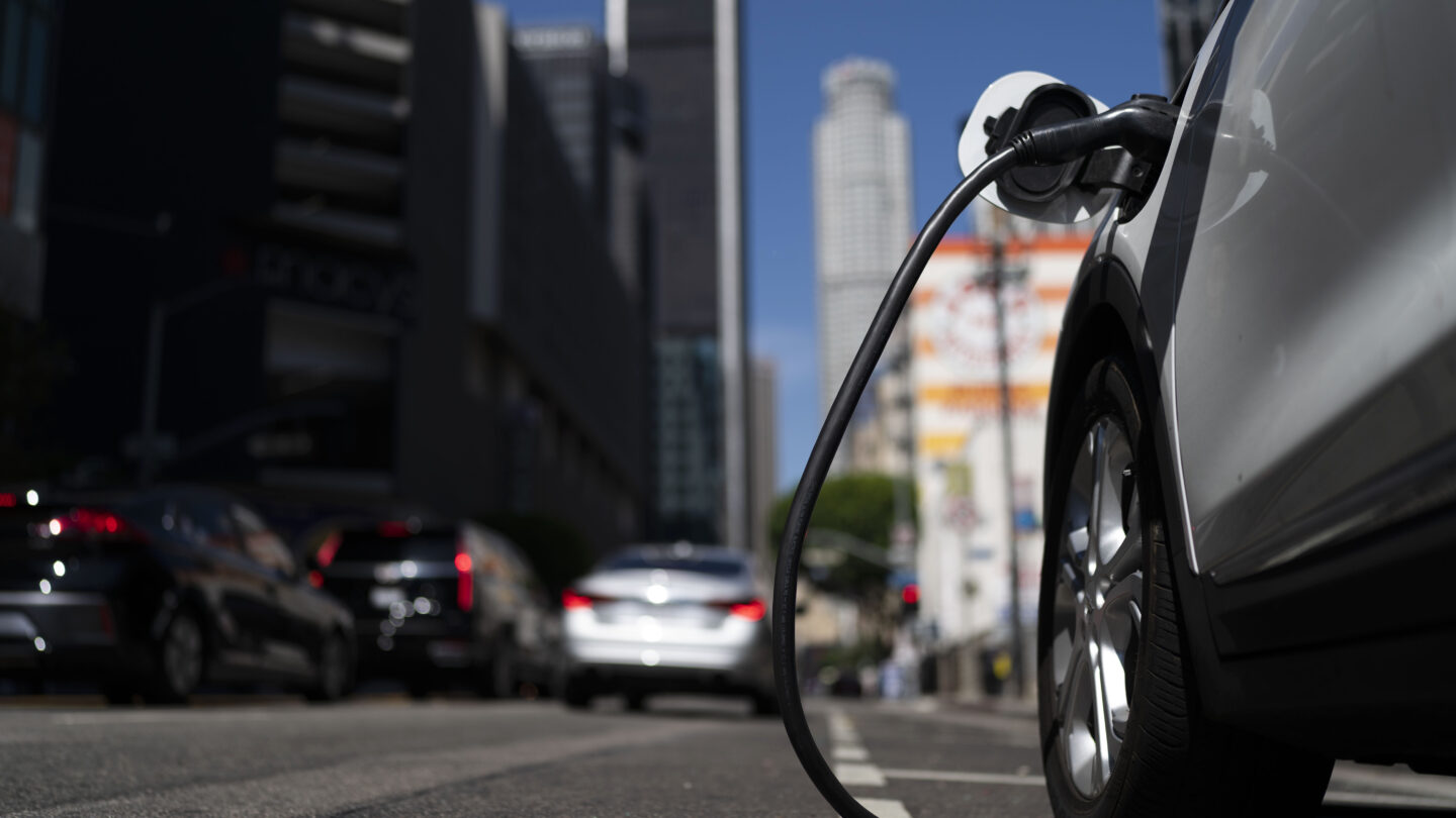 Georgia Legislature Revamps Electric Vehicle Charging – WABE
