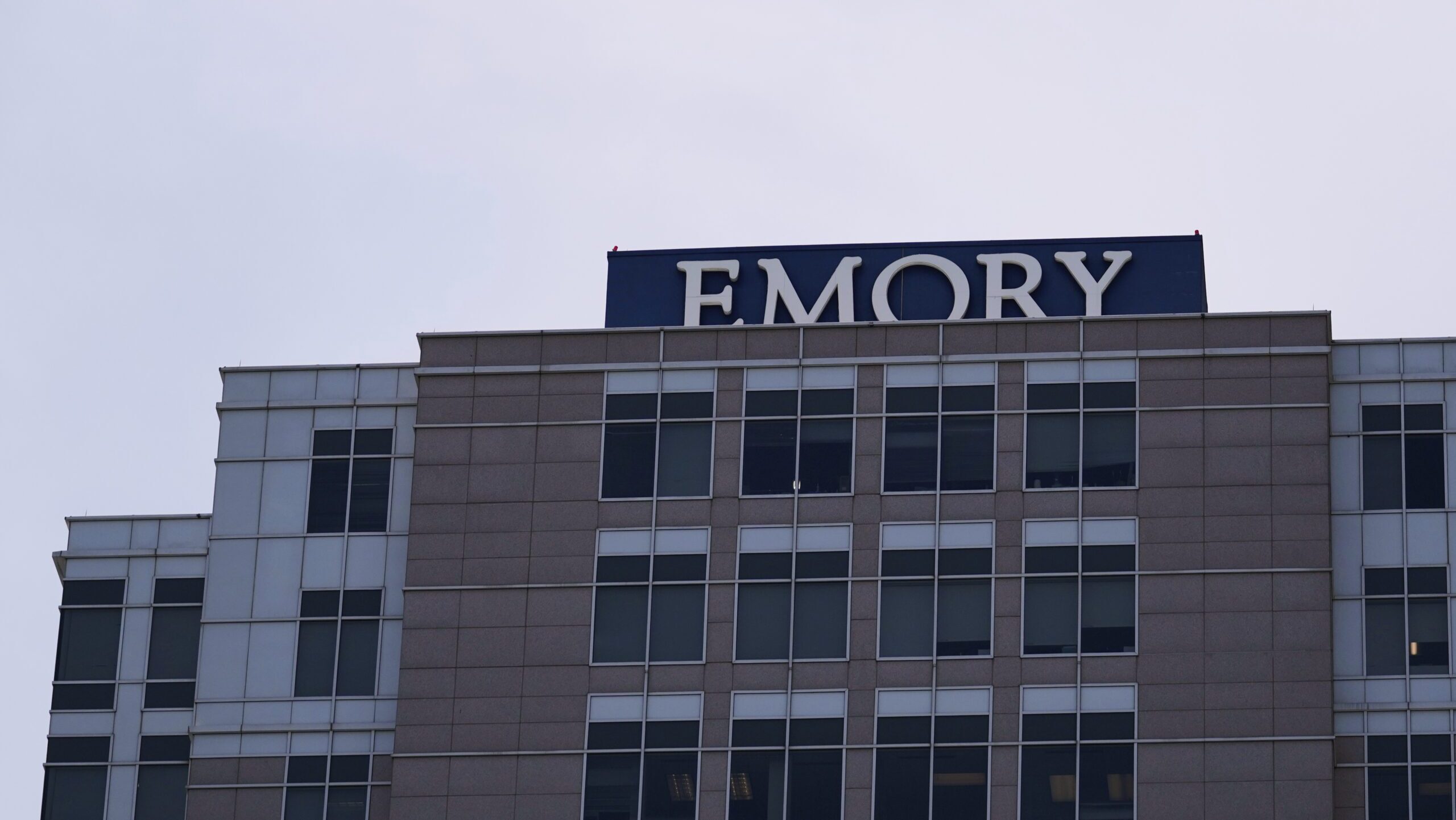 Case of brain-dead pregnant woman kept on life support in Georgia raises  tricky questions &ndash; WABE