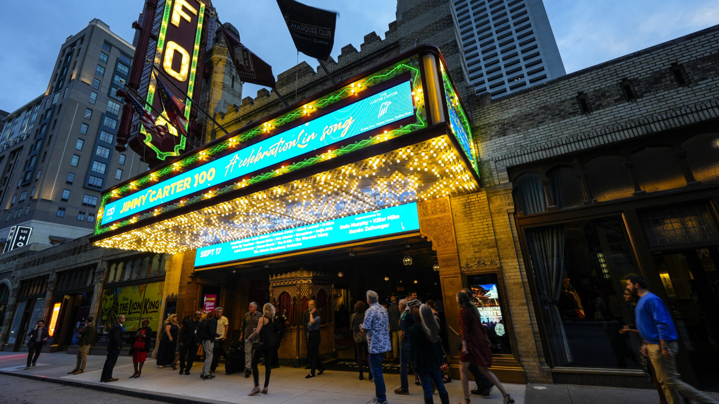 The outside of the Fox Theatre in Atlanta in the evening