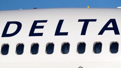 The side of a Delta plane