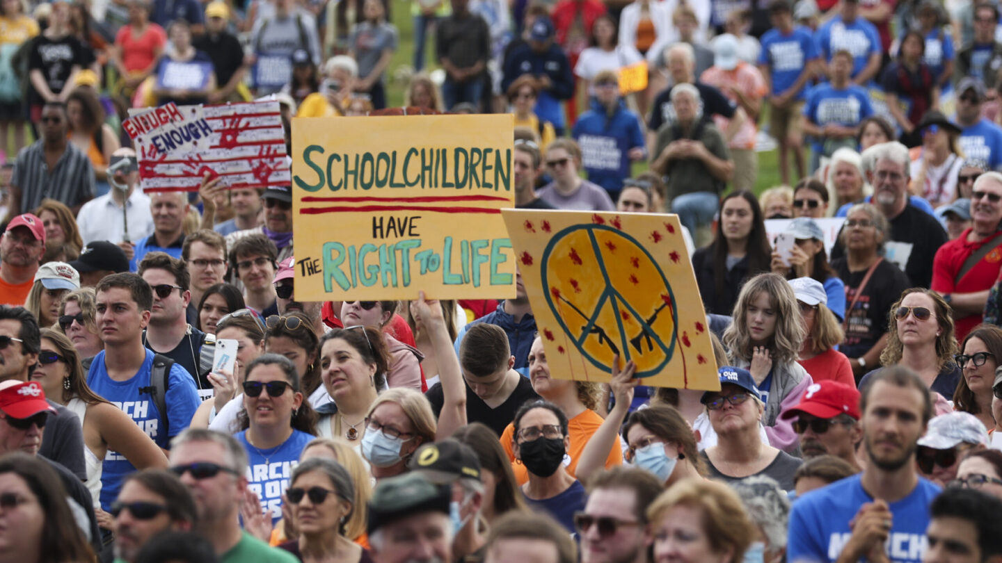 Thousands rally for gun control in D.C. and across the U.S. – WABE